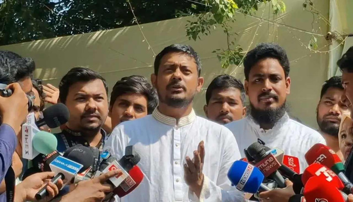 'স্বরাষ্ট্রমন্ত্রীর ব্যর্থতায় ফাঁদে পড়েছেন ইশরাক': নাসীরুদ্দীন পাটওয়ারী