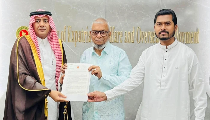 আকামা ও ভিসার মেয়াদ শেষ হলেও সৌদিতে প্রবেশের সুযোগ পাবেন প্রবাসীরা